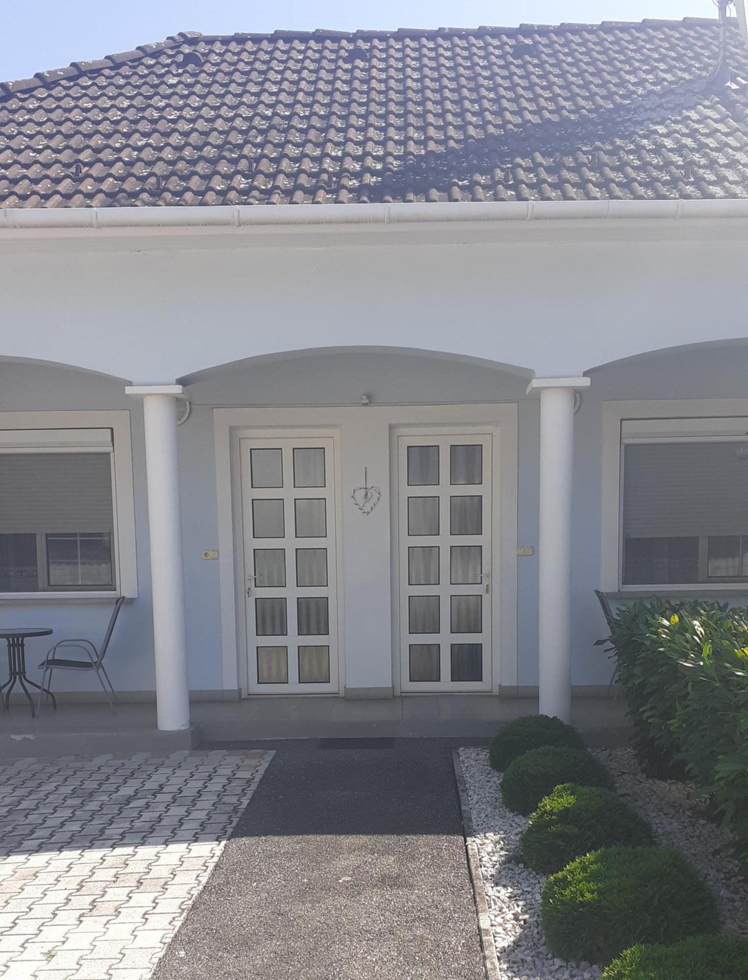 Mosonmagyaróvár 茨英格文德格佐巴克旅馆酒店 外观 照片